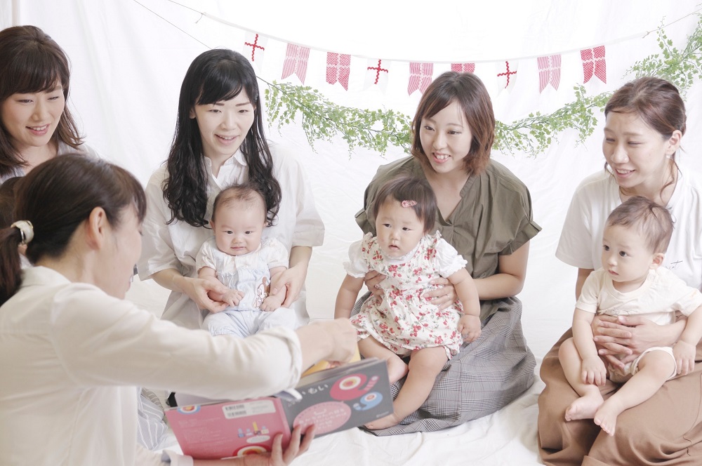 賢く育つための0歳からの遊び方『歌って遊ぼう』