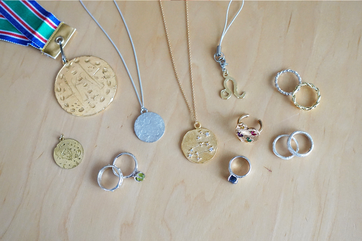 ロウから金属に！アクセサリーづくりワークショップ（鋳造技法体験）